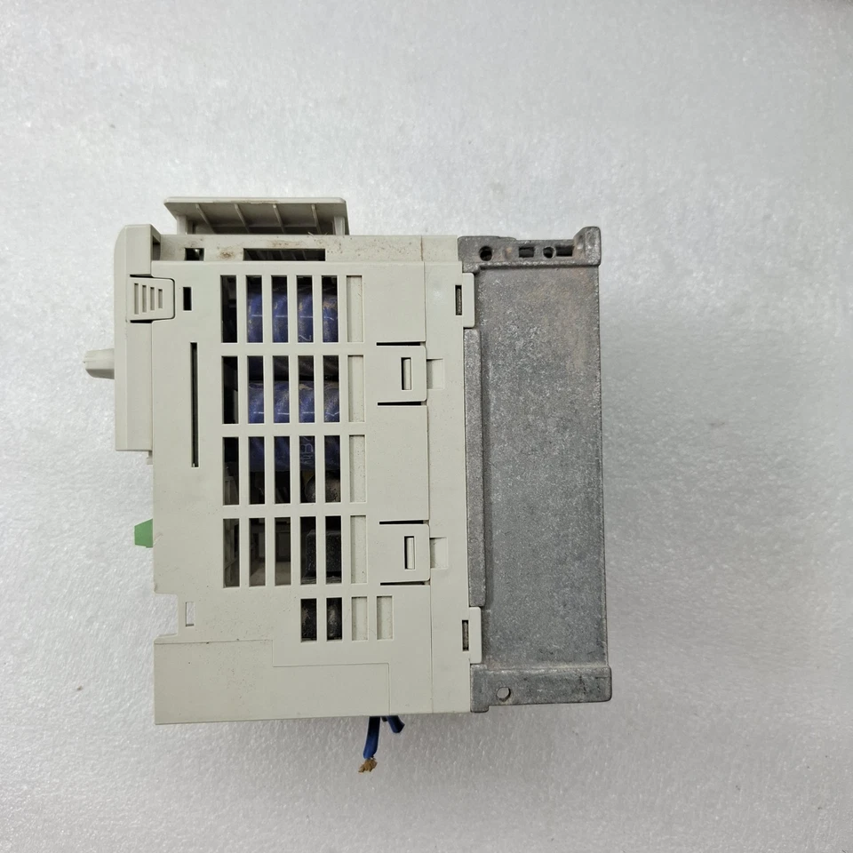 LARSEN & TOUBRO LTVF-C40003BAA 1.1KW/0.75KW(HD) IP20 380-480V 3 PHASE 50/60Hz